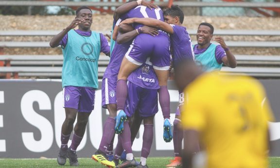 FOOT – CFU CHAMPIONSHIP : LE VIOLETTE AC ACCÈDE À LA DEMI-FINALE