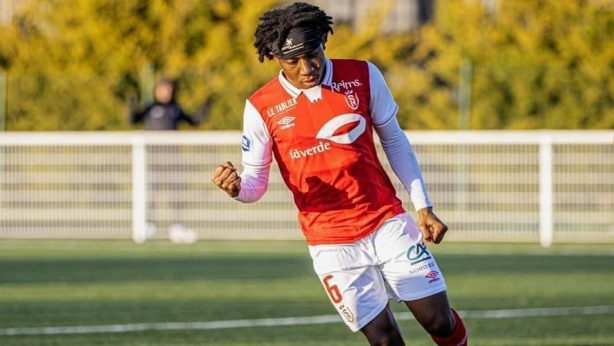 FOOT – D1 AKERMA : MELCHIE DAËLLE DUMORNAY NOMINÉE POUR LE TITRE DE MEILLEUR ESPOIR DE LA SAISON !